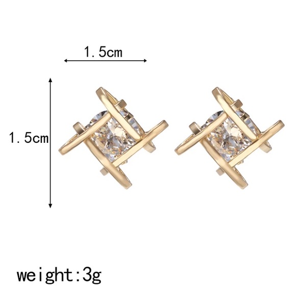 Gorgeous Square Zircon Stud Earrings - Picture 4 of 7
